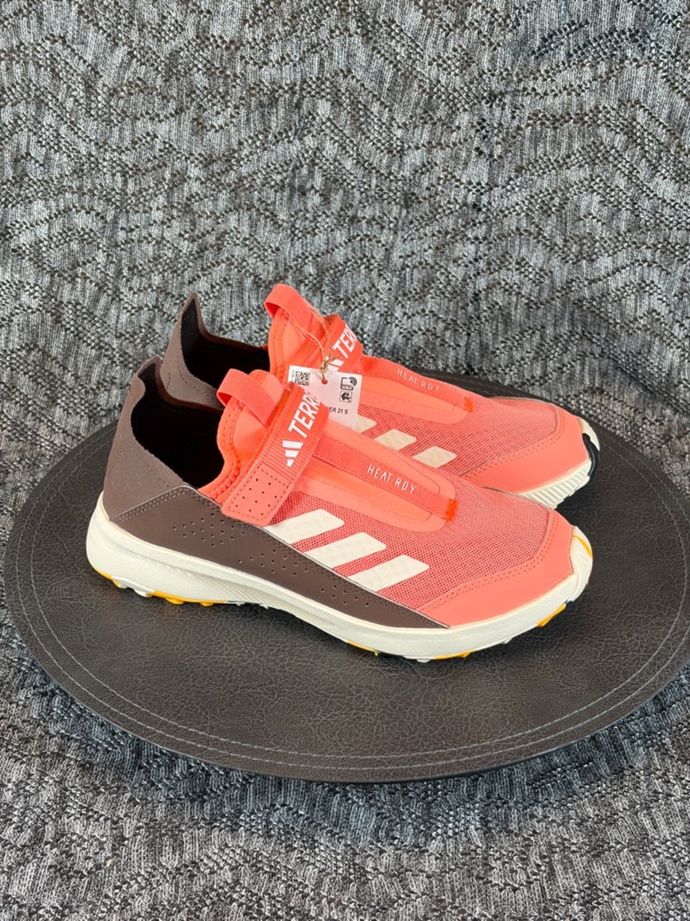 Adidas Terrex Voyager 21 Slip on Kids size 7